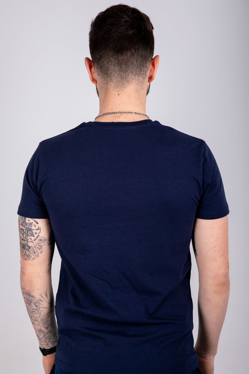 Camiseta ESSENTIALS Azul Marino