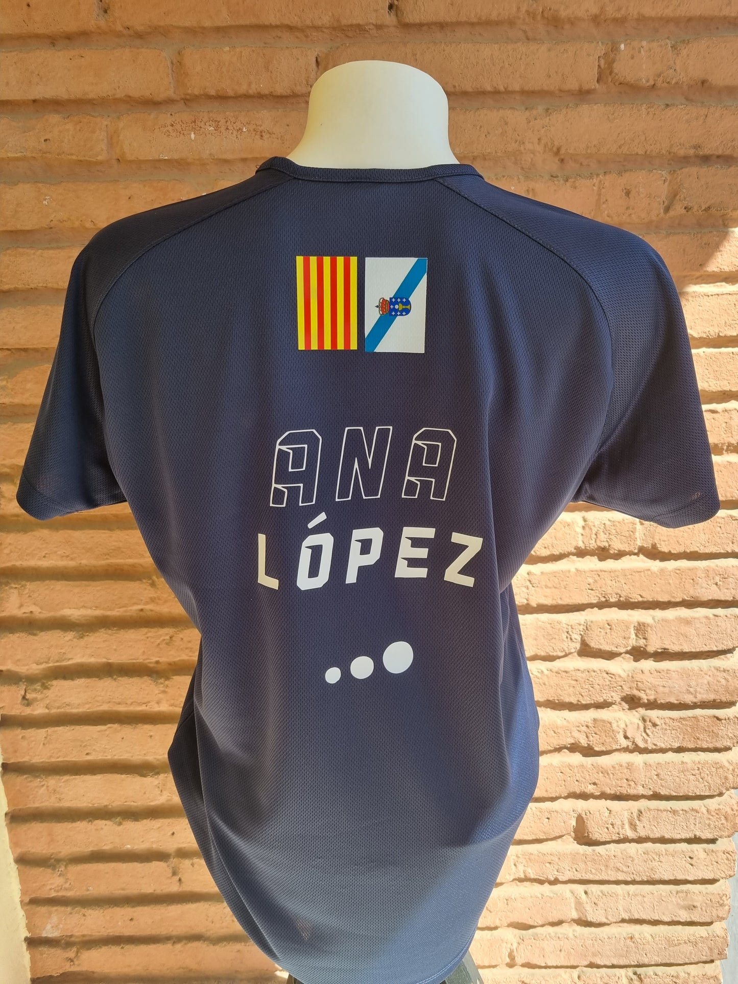Camiseta personalizada Jordi ¡ENVÍO 1€!